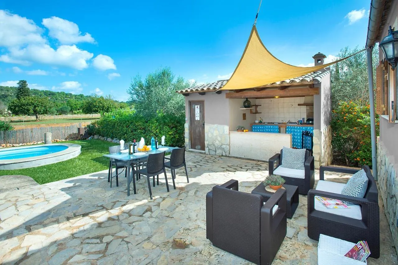Owl Booking Villa Garreta - Rustic Stay With Mountain Views كامبانيت
