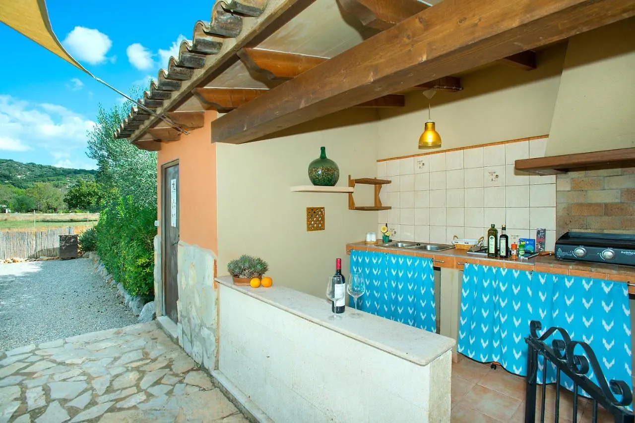 Owl Booking Villa Garreta - Rustic Stay With Mountain Views كامبانيت